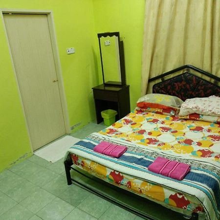 Homestay Jannati Tambun Exterior photo